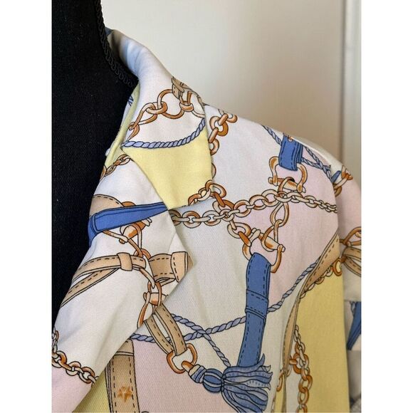 Forever 21 Contemporary Woman’s Chain and Ribbon Printed Short Sleeved Cropped B - Picture 4 of 7